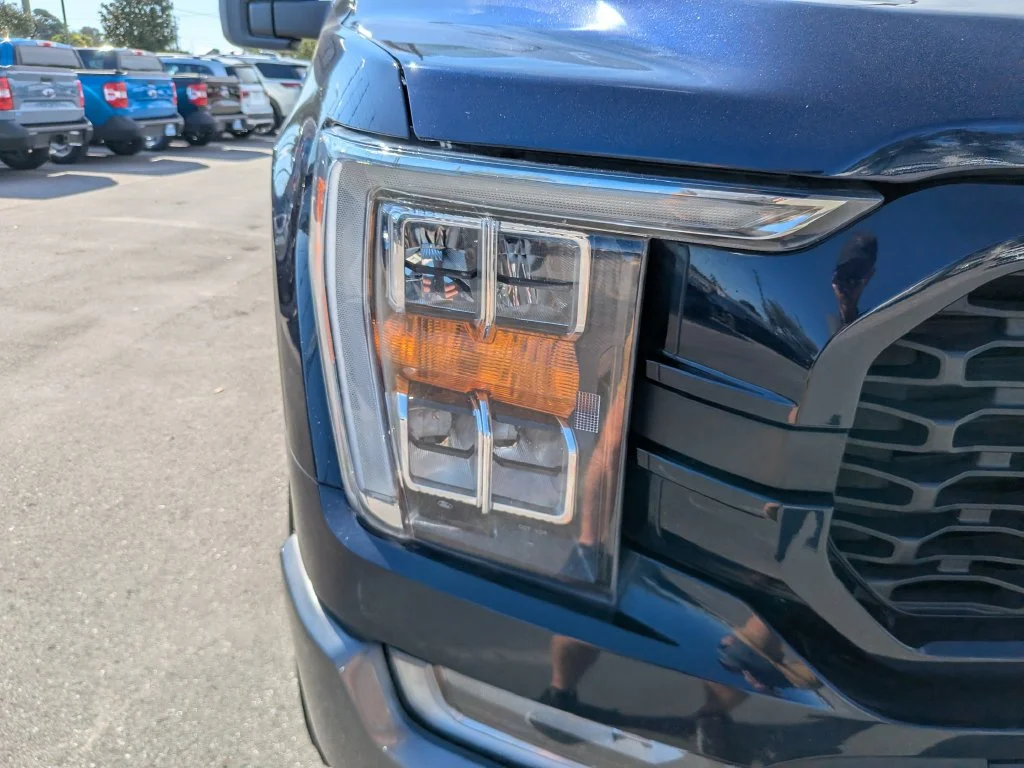 Used 2023 Antimatter Blue Metallic Ford XLT image 12