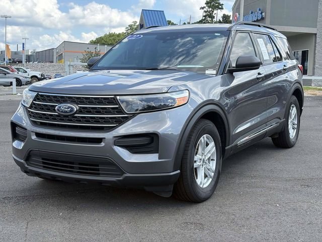 Used 2022 Gray Ford XLT image 3