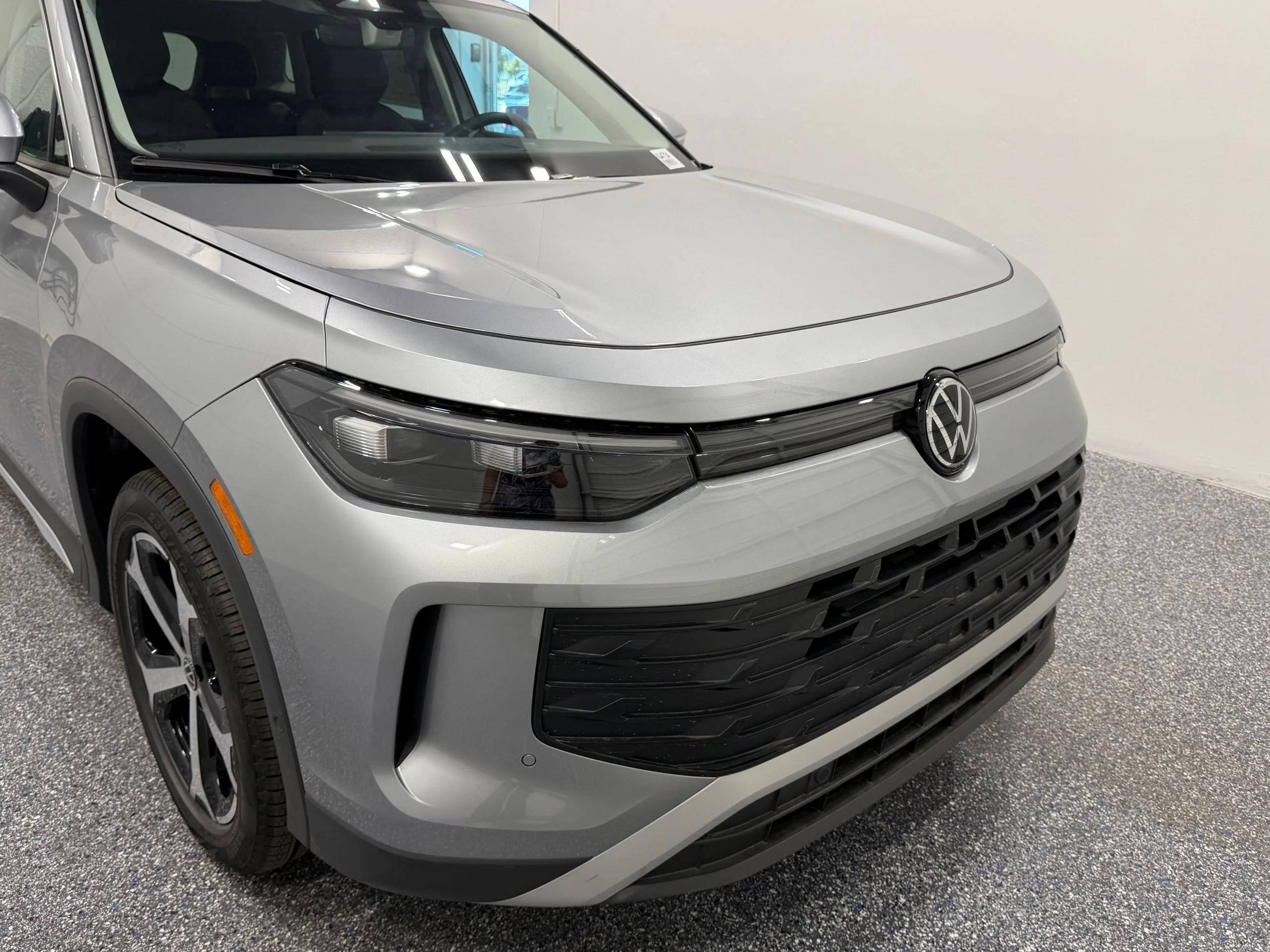 New 2026 Silver Volkswagen 2.0T SE image 19