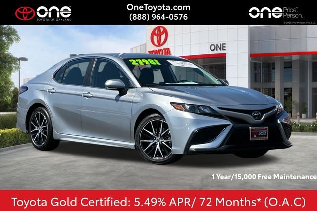 2024 Toyota Camry SE