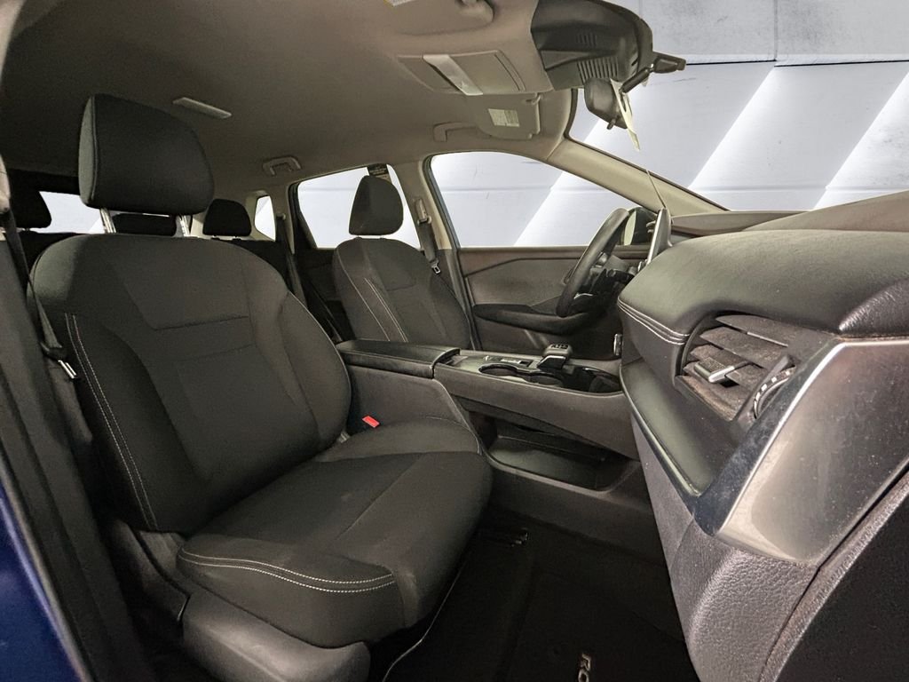 Used 2023 Blue Nissan S image 14