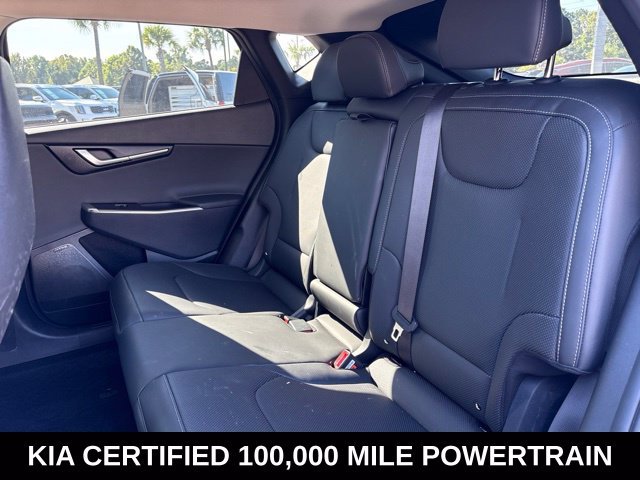 Used 2023 Gray Kia Wind image 11