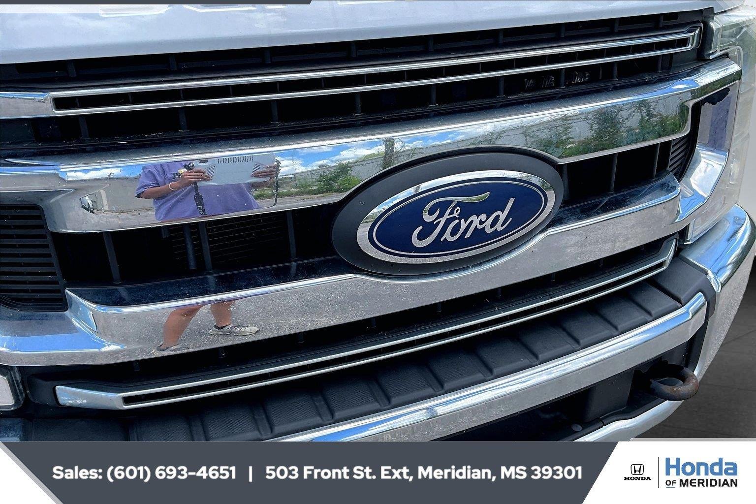 Used 2022 Oxford White Ford XLT image 20