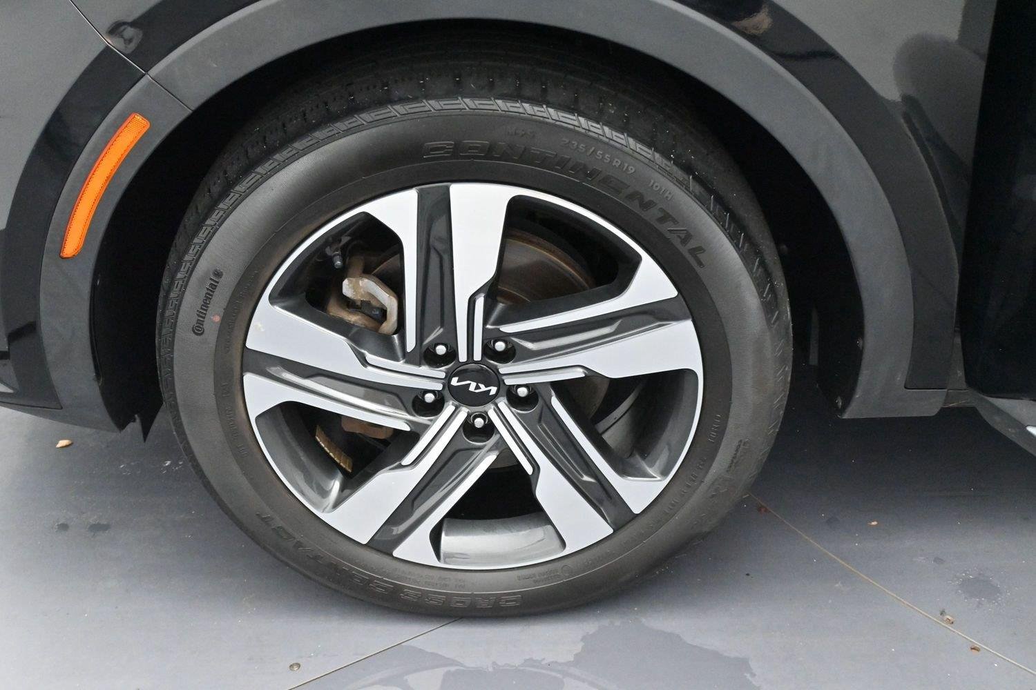 Used 2023 Black Kia SX Prestige image 43