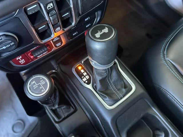 Used 2024 White Jeep Rubicon X 4xe image 21