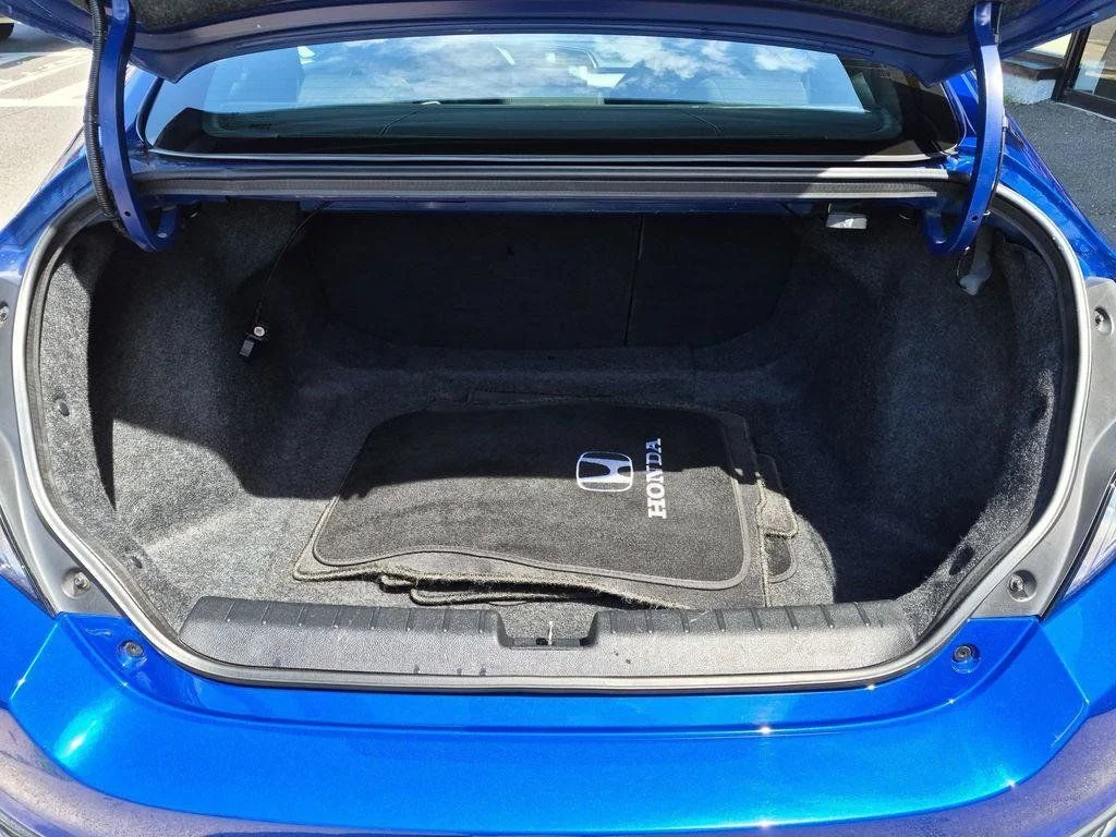 Used 2018  Honda LX-P image 8