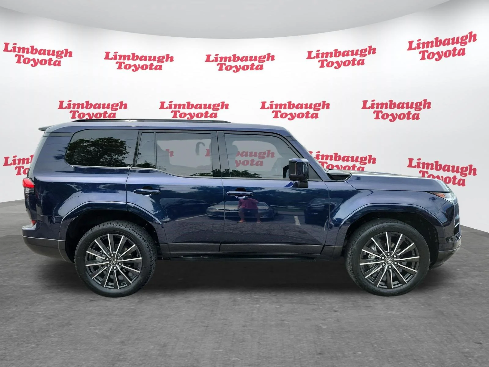 Used 2024 Blue Lexus GX 550 Luxury+ image 26