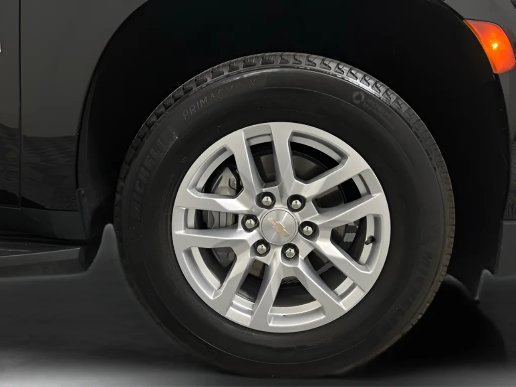 Used 2023 Black Chevrolet LT image 40
