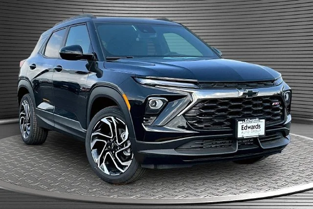 New 2026 Mosaic Black Metallic Chevrolet RS image 2