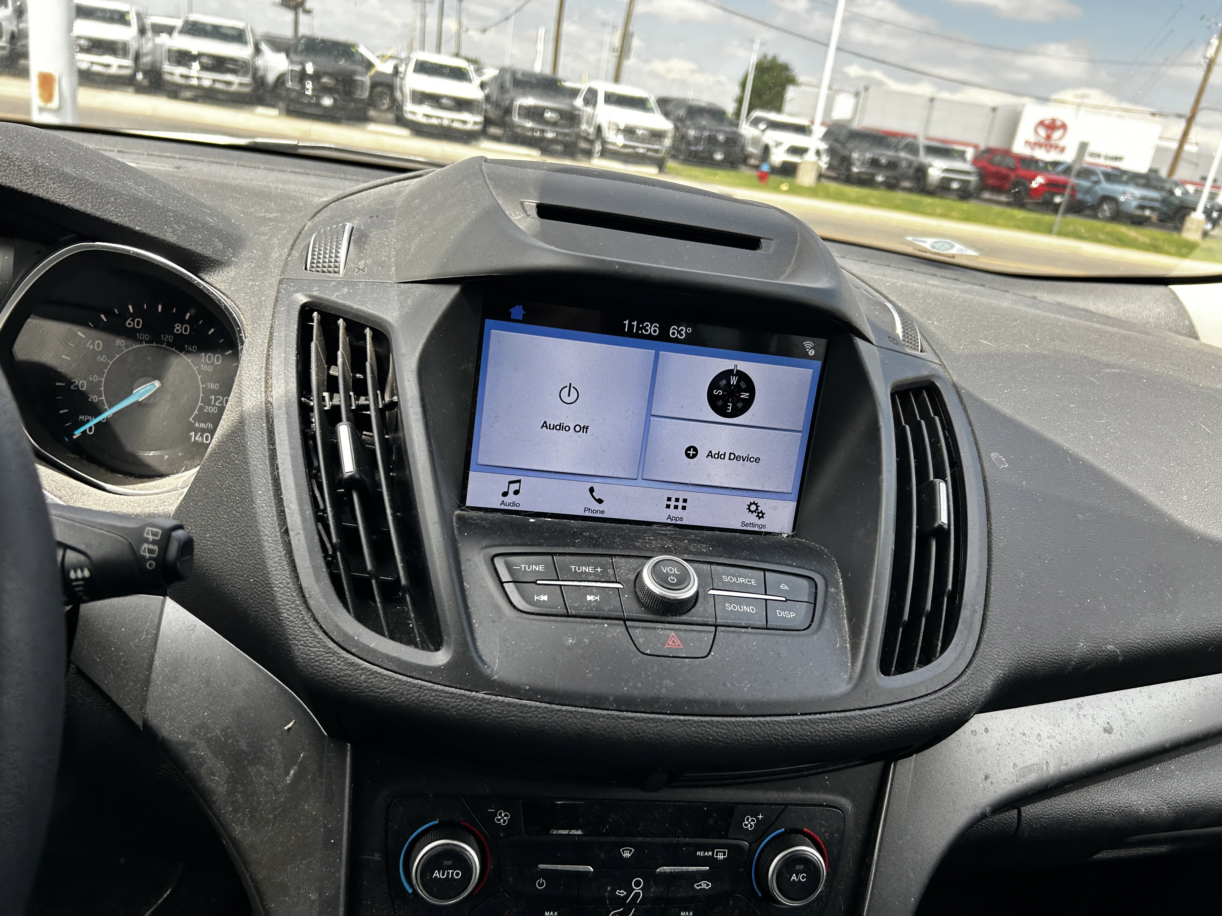 Used 2018 Cinnamon Glaze Ford SEL image 14