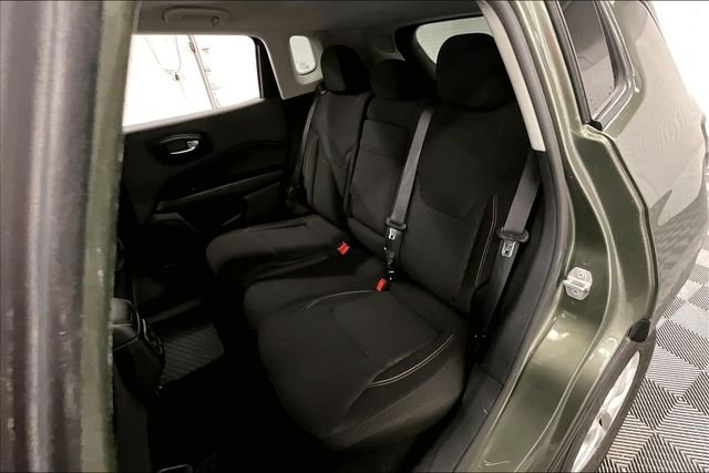 Used 2018 Olive Green Pearlcoat Jeep Sport image 24