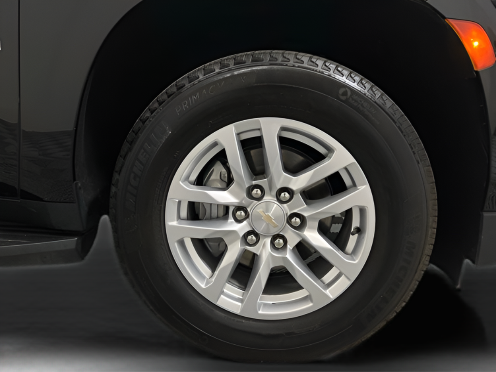 Used 2023 Black Chevrolet LT image 40