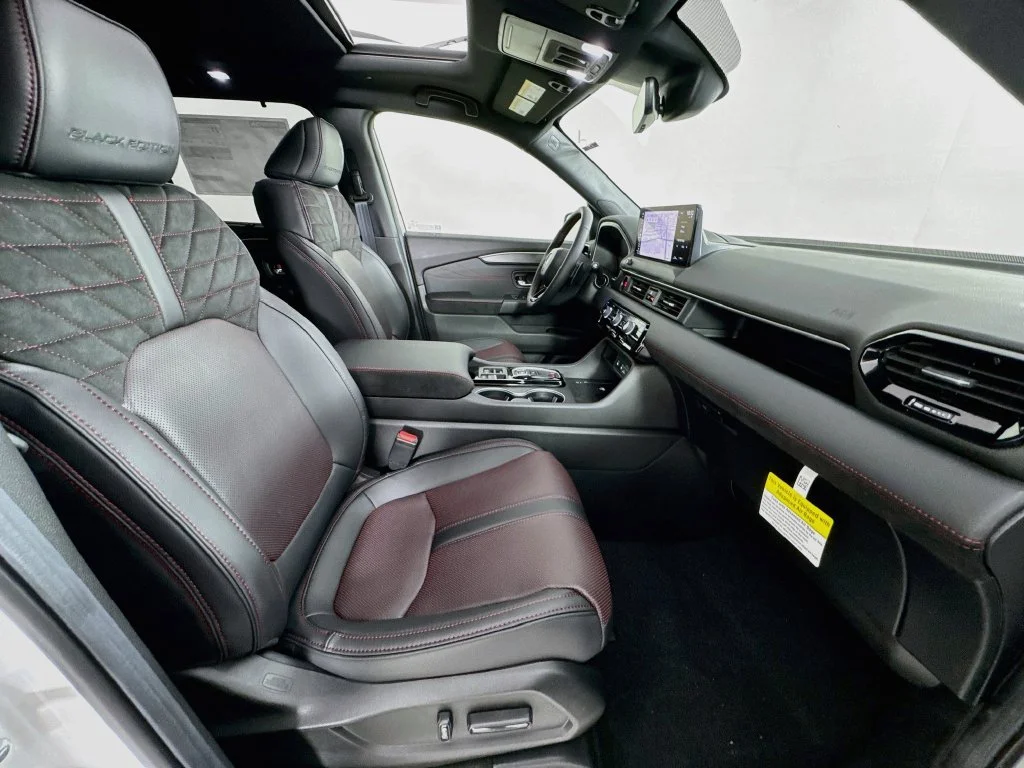 New 2026 Platinum White Pearl Honda Black Edition image 37