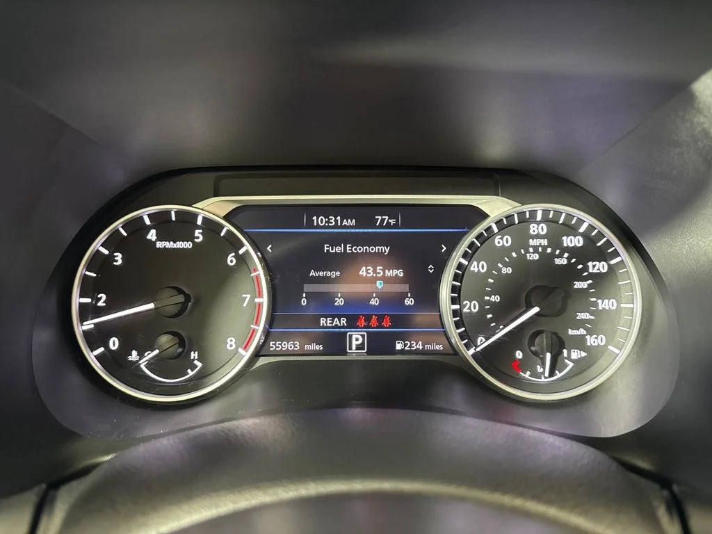 Used 2024 White Nissan SV image 18