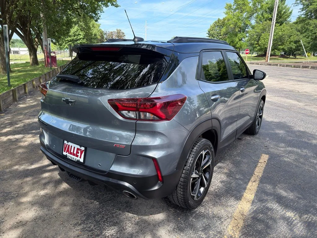 Used 2021 Gray Chevrolet RS image 13