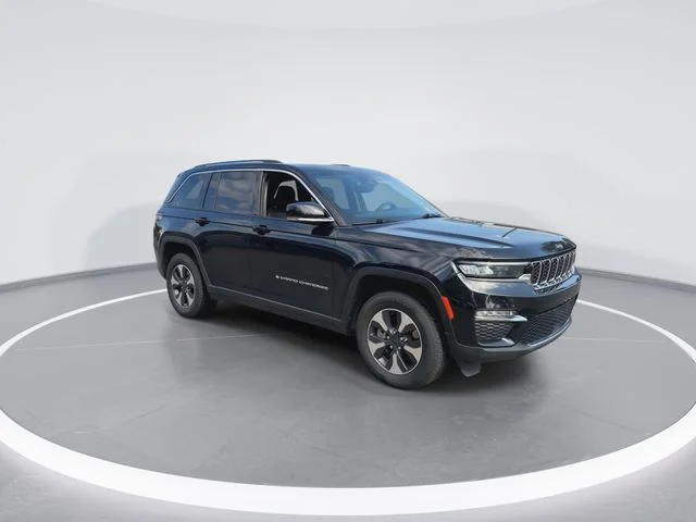 Used 2024 Black Jeep 4xe image 2