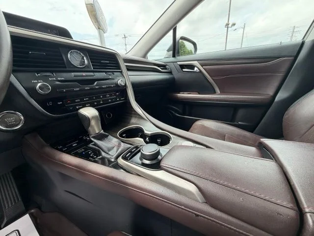Used 2016  Lexus 350 image 20