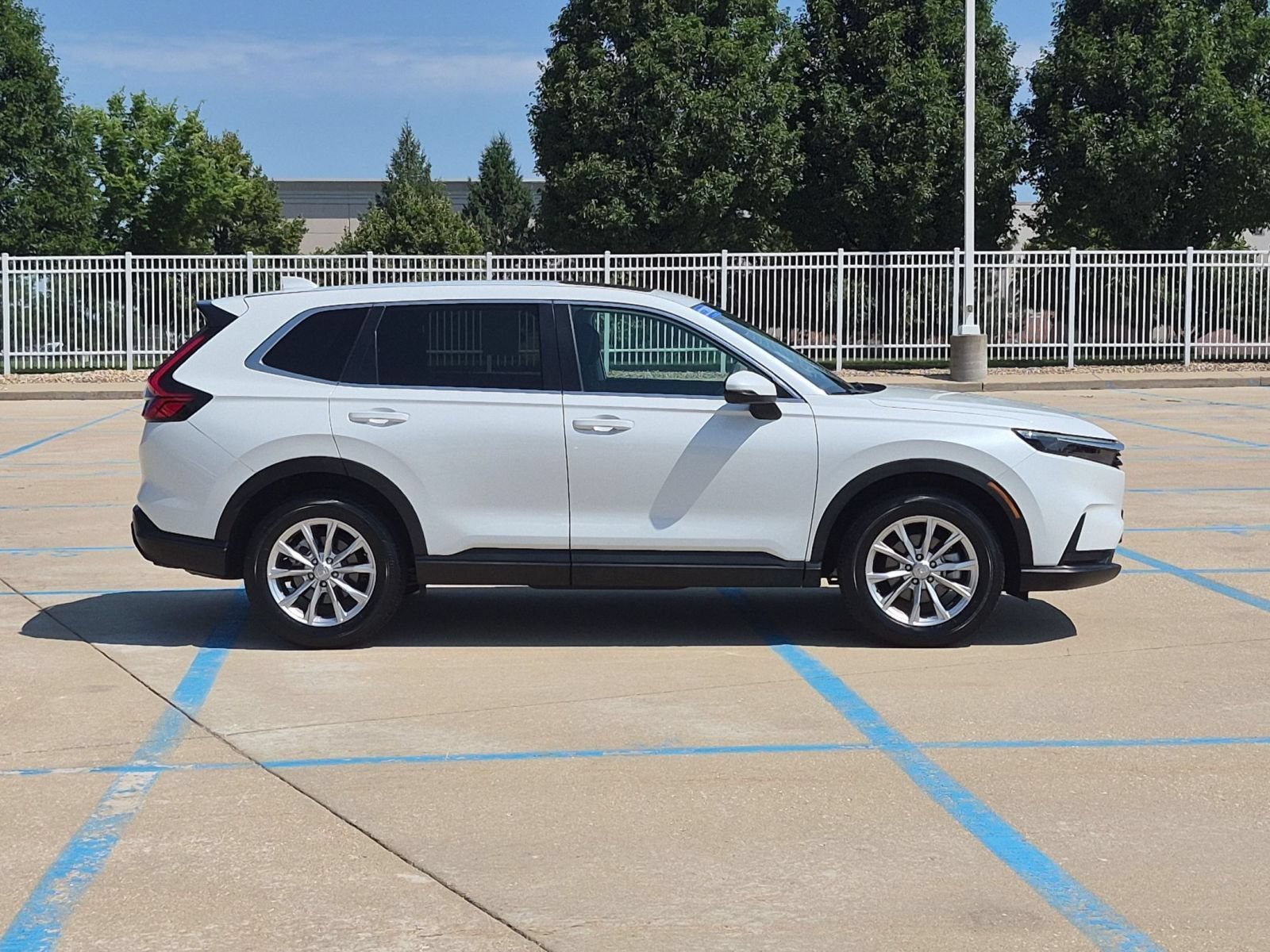 Certified Used 2023 Platinum White Pearl Honda EX AWD image 6