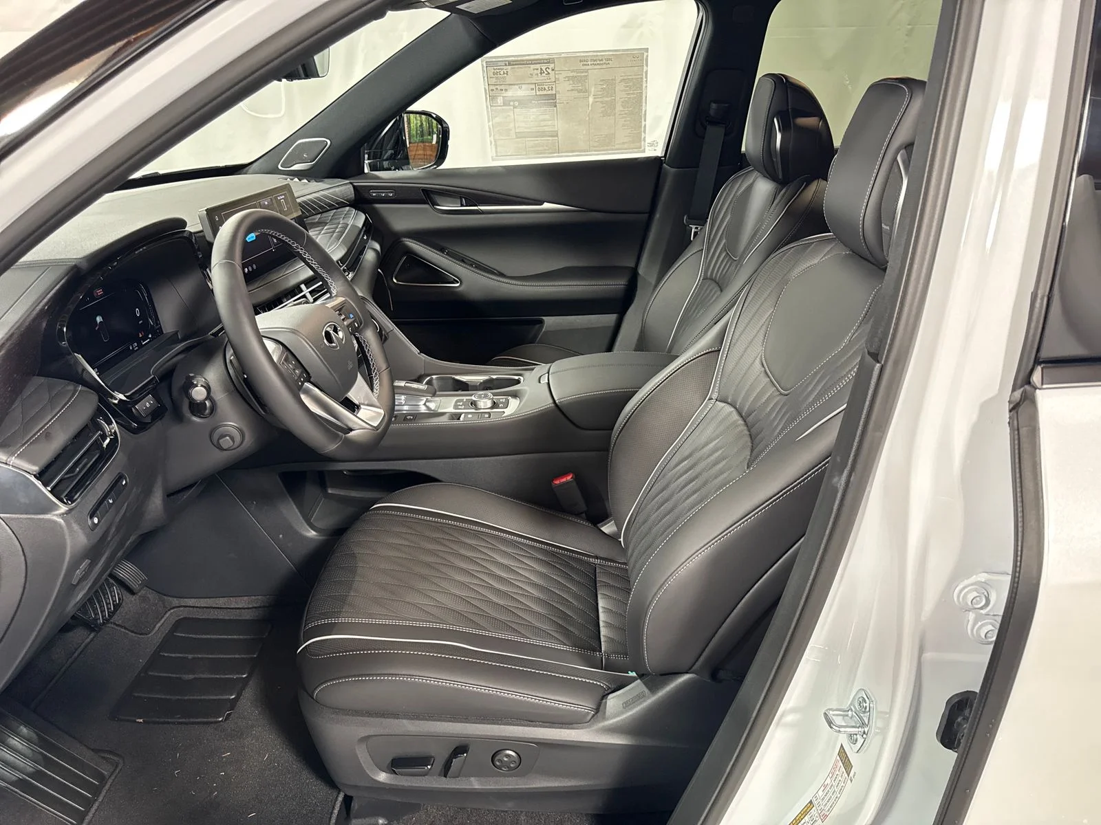 BIG HAND サンホイール　ペンダントトップ New 2027 INFINITI QX60 Autograph 4D Sport Utility #24440