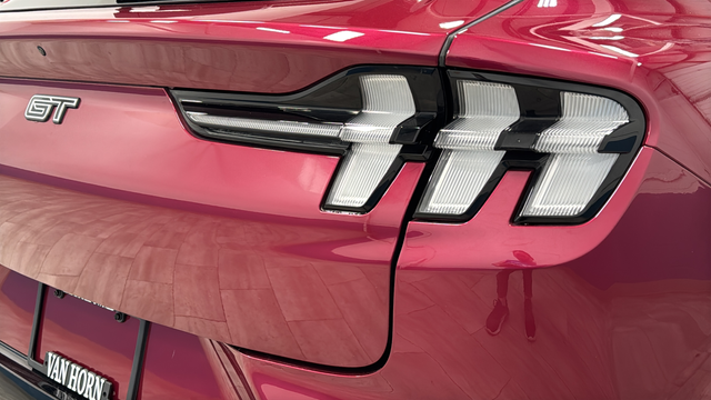 Used 2025 Molten Magenta Metallic Tinted Clearcoat Ford GT image 39