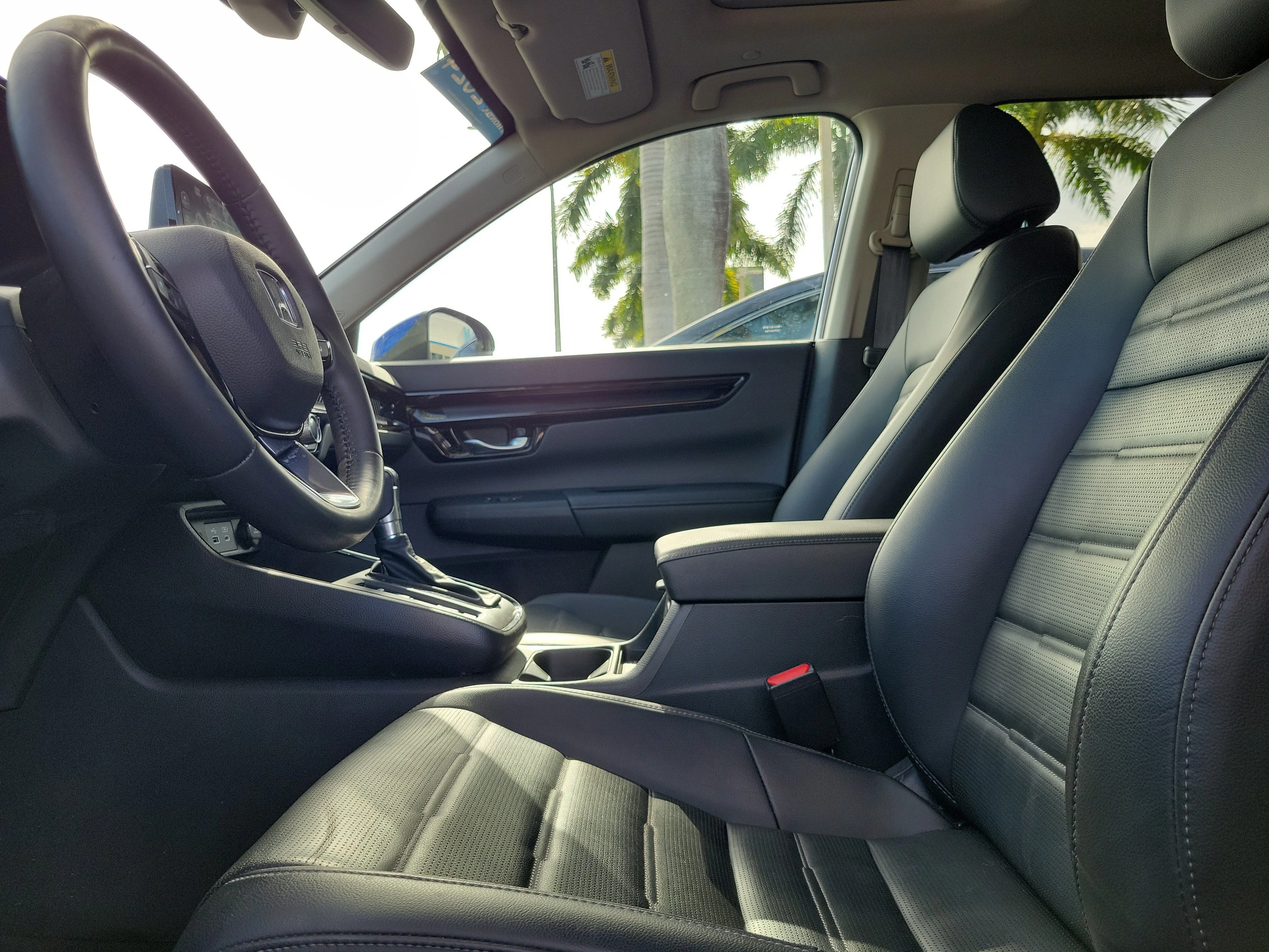 Used 2024 Blue Honda EX-L image 21