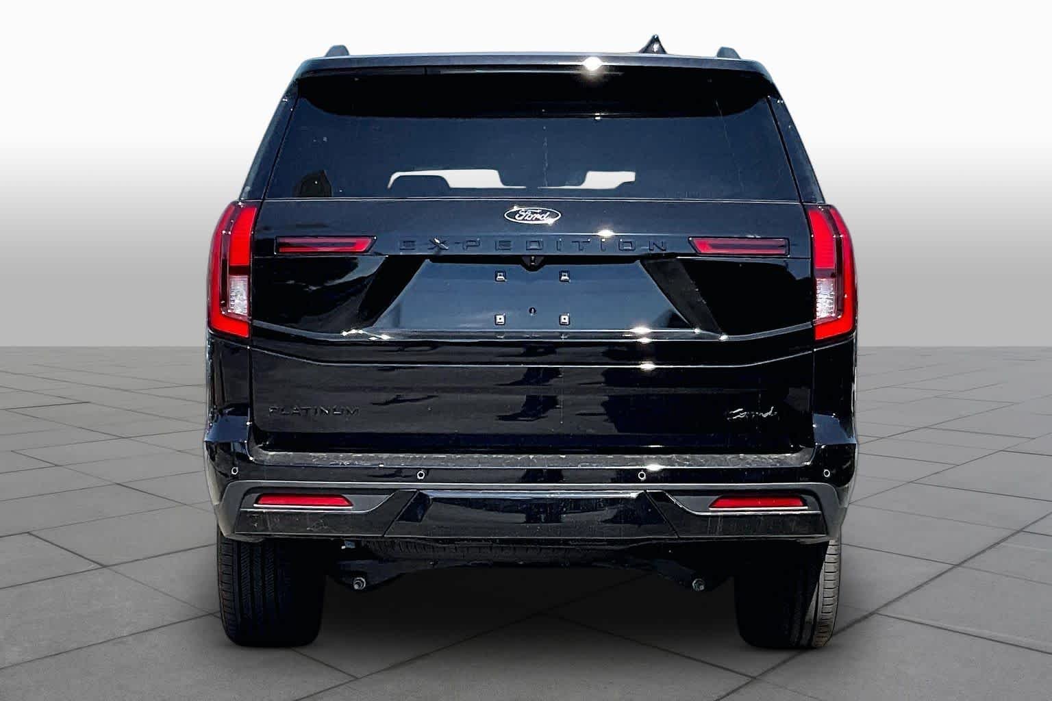 New 2026 Agate Black Metallic Ford Platinum image 4