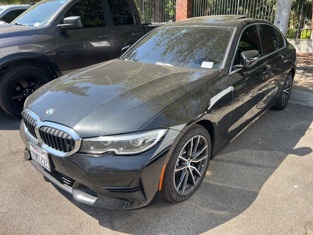 2019 BMW 3 Series 330i Sedan's photo