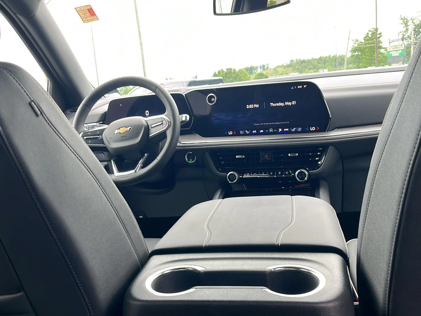 2026 Chevrolet Suburban Premier - Photo 33