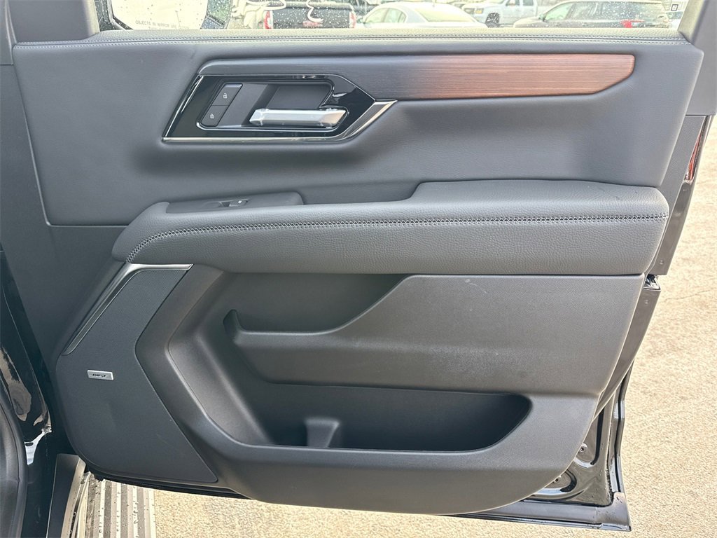 2026 GMC YUKON - Image 38