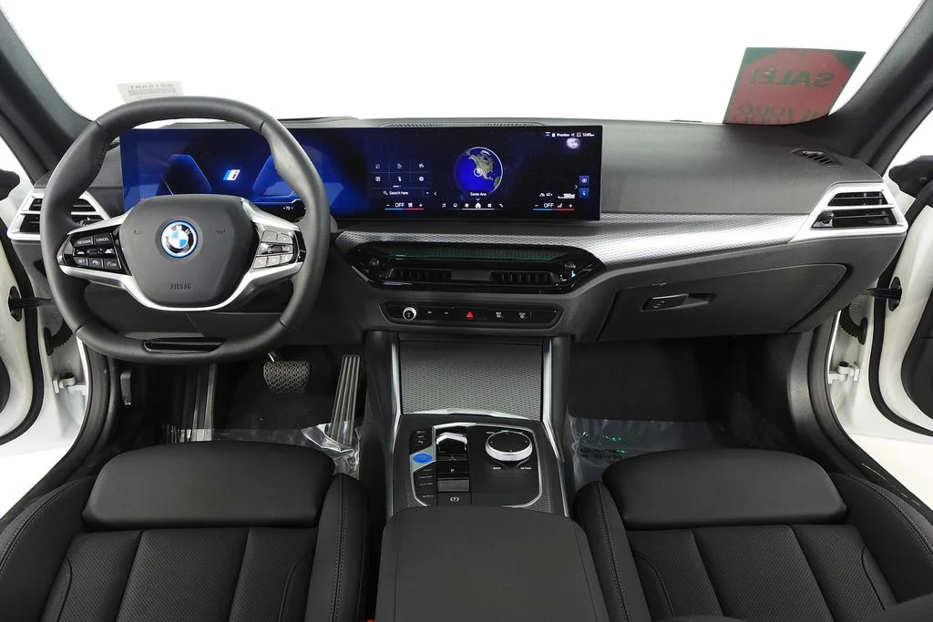 Used 2025 White BMW eDrive40 image 25