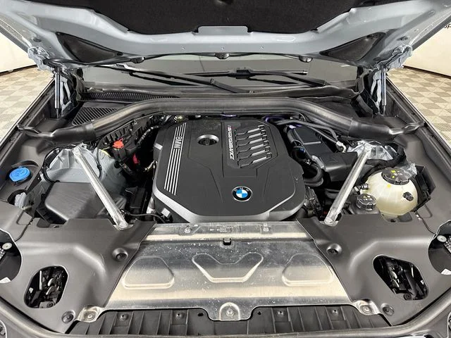 Used 2024 Gray BMW M40i image 32