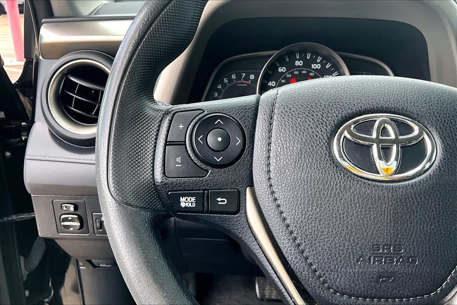 Used 2015 Black Toyota LE image 24