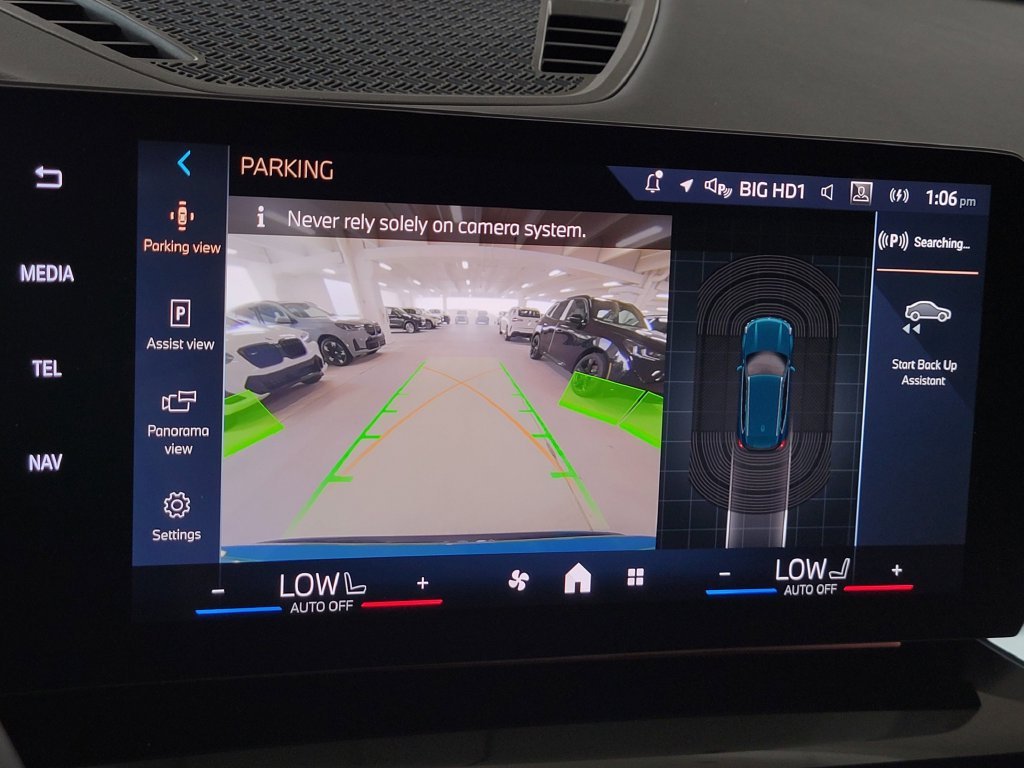 Certified Used 2025 Blue Bay Lagoon Metallic BMW xDrive28i image 13