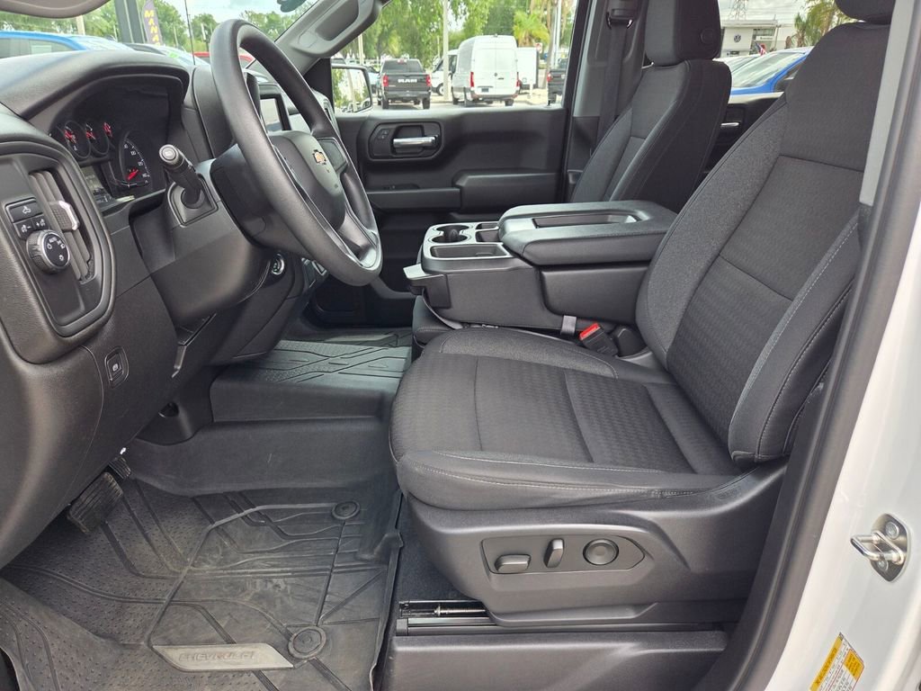 Used 2024 Summit White Chevrolet Custom image 5