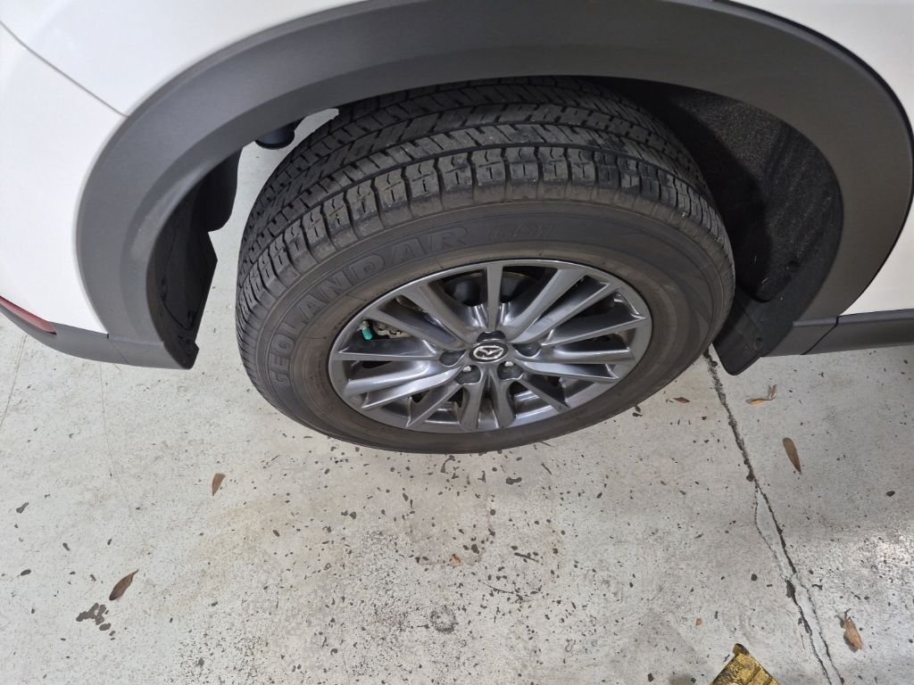 Used 2019 White Mazda Touring image 5