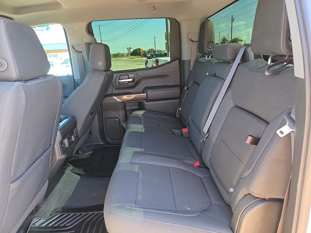 Used 2020 Iridescent Pearl Tricoat Chevrolet RST image 16