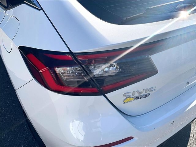 Used 2022 White Honda Sport Touring image 32