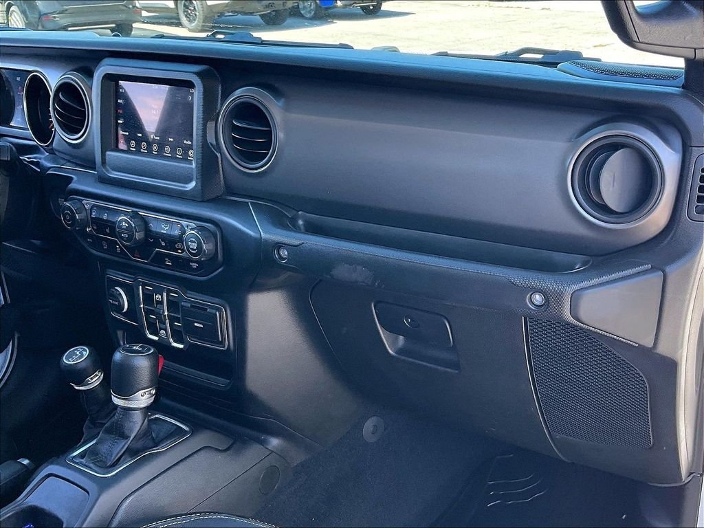 Used 2023 Bright White Clearcoat Jeep  image 12