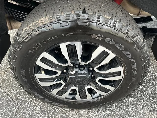 Used 2026  GMC Denali Ultimate image 38