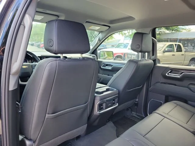 2025 Chevrolet Silverado 1500 LTZ - Photo 14