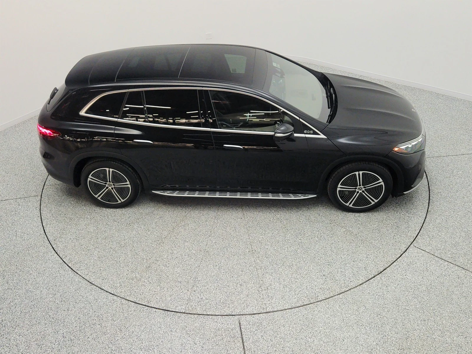 Used 2023 Obsidian Black Metallic Mercedes-Benz EQS 450 4MATIC® SUV image 25