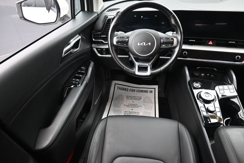 Used 2023 White Kia EX image 14