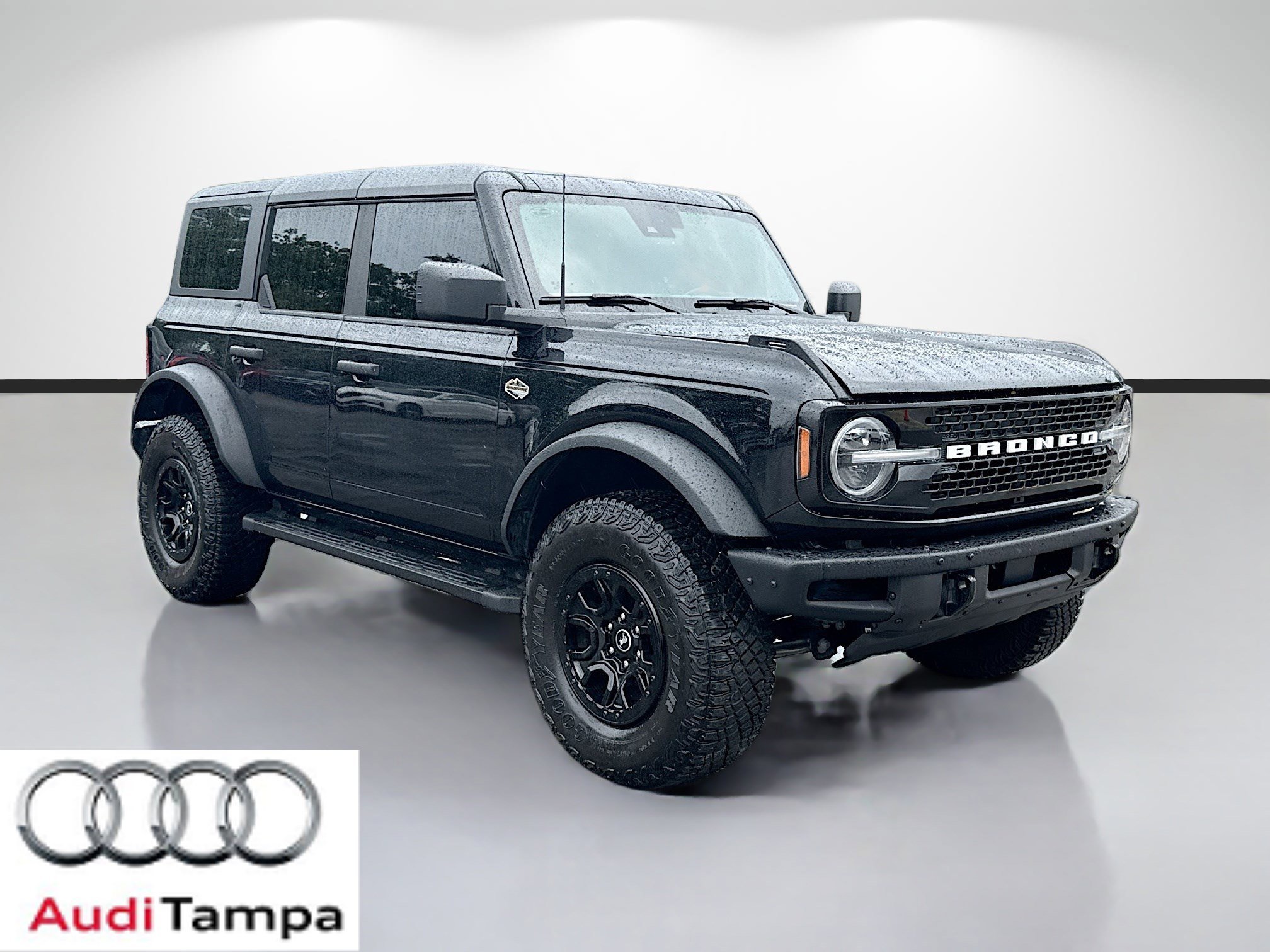 2024 Ford Bronco Wildtrak 4x4's photo