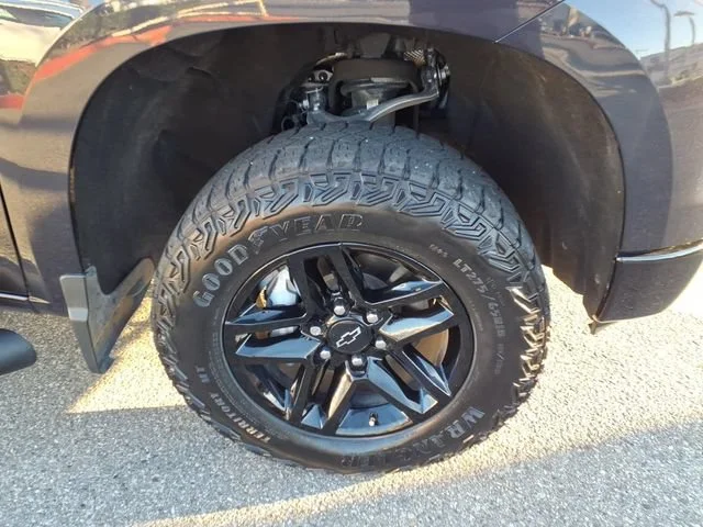 Used 2024 Dark Ash Metallic Chevrolet LT Trail Boss image 3