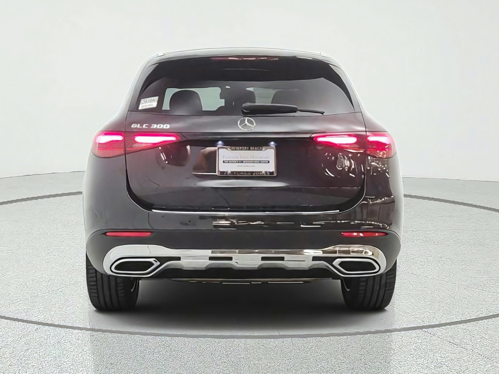 New 2027 Graphite Grey Metallic Mercedes-Benz GLC 300 SUV image 27