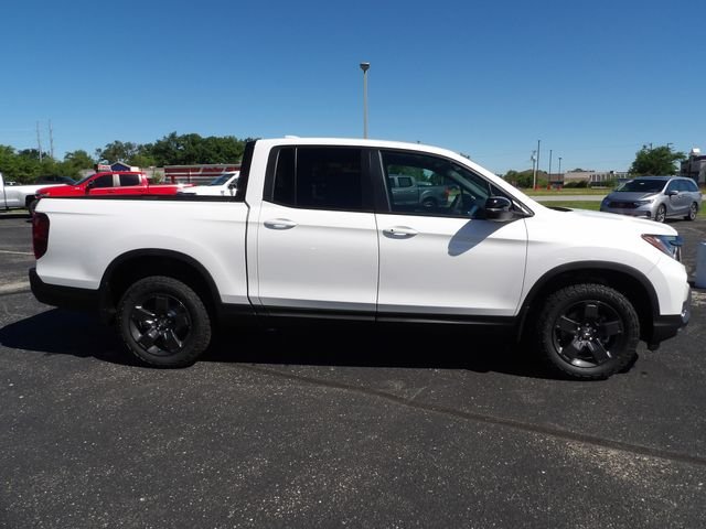 New 2026 Platinum White Pearl Honda TrailSport image 8