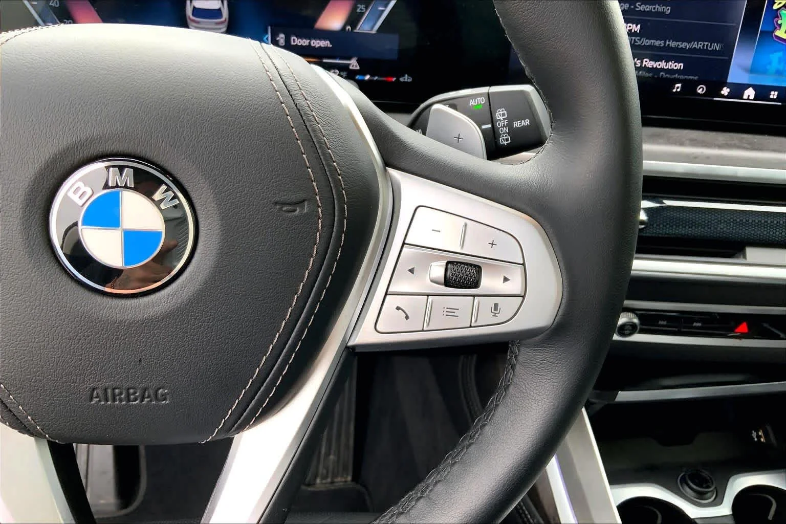 Used 2024 Alpine White BMW xDrive40i image 23