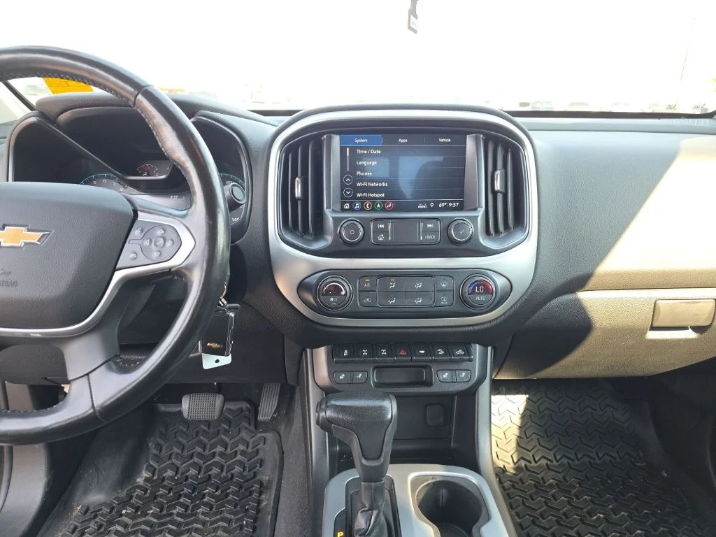 Used 2019 Steel Metallic Chevrolet ZR2 image 18