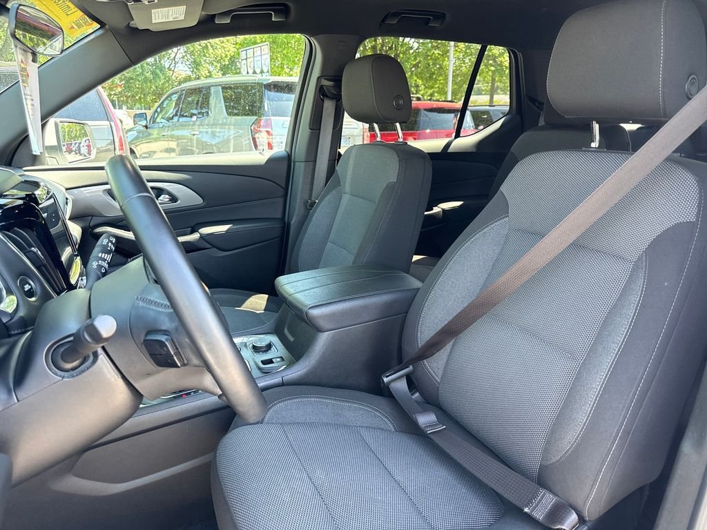Used 2023 White Chevrolet LT image 12