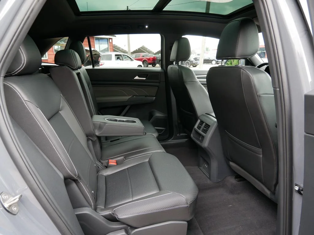 Certified Used 2021 Gray Volkswagen 3.6L V6 SE w/Technology R-Line image 9